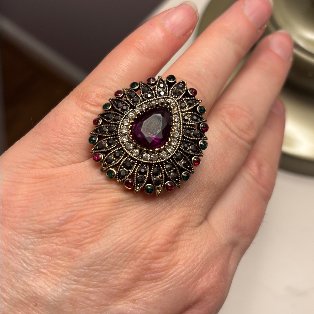 Vintage-Inspired Purple Teardrop Statement Ring - Women Jewelry
